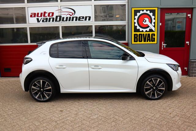 Peugeot 208 1.2 PureTech GT O.a: Camera, PDC, Adaptive Cruise, Half leder, Clima, Led, Etc.. Rijklaar! All-in prijs!