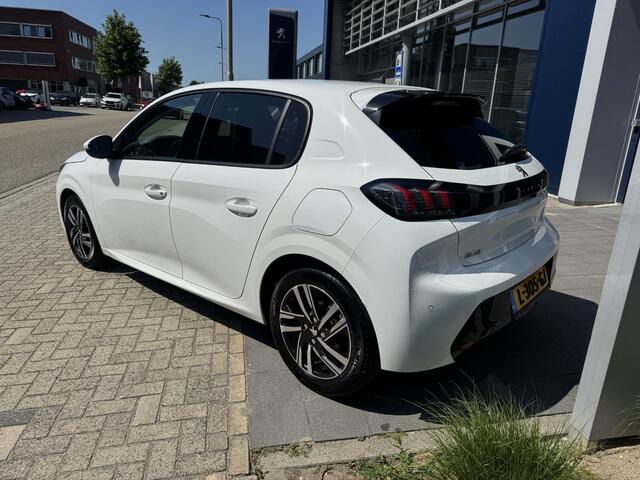 Peugeot 208 1.2 PureTech Allure Pack 100pk l Navi l Camera l 3D Cockpit