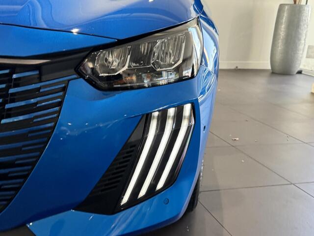Peugeot 208 1.2 Hybrid 110 e-DCS6 GT