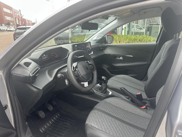 Peugeot 208 1.2 PureTech 75 Active Peugeot 208 1.2 PureTech 75 Style