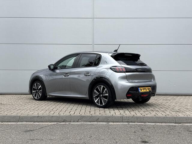 Peugeot 208 1.2 PureTech GT-Line | Panoramadak | Lederen bekleding | Stoelverwarming | Adaptieve Cruise Control | Camera | Trekhaak