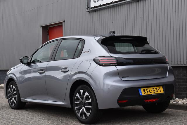 Peugeot 208 1.2 PureTech 100 Style Navi, Cruise, Carplay, LED,