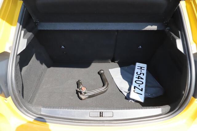 Peugeot 208 1.2 PureTech GT-Line 102PK Virtual Half Leder LMV Navigatie Achteruitrijcamera Climate Cruise Control