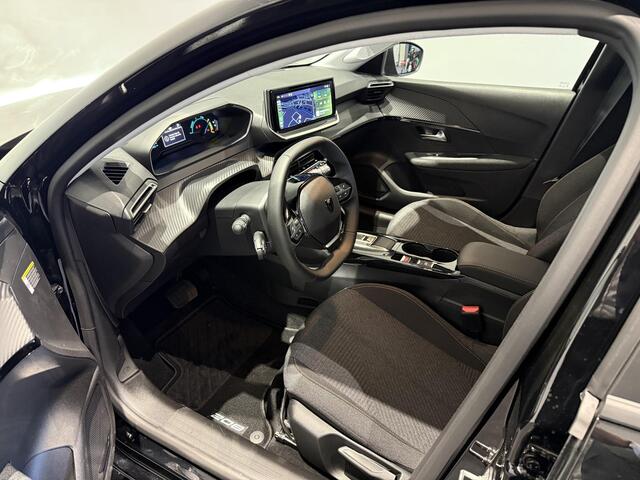 Peugeot 208 1.2 Hybrid 110 e-DCS6 Business | APPLE CARPLAY & ANDROID AUTO | CAMERA | DEMO AUTO |
