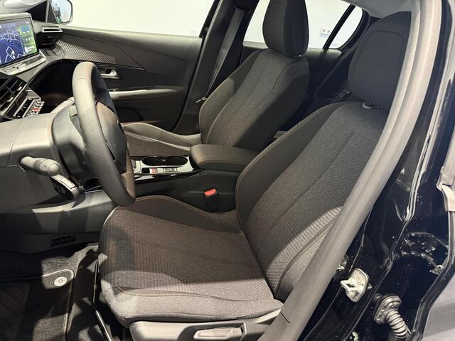 Peugeot 208 1.2 Hybrid 110 e-DCS6 Business | APPLE CARPLAY & ANDROID AUTO | CAMERA | DEMO AUTO |
