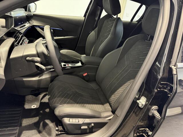 Peugeot 208 1.2 Hybrid 145 e-DCS6 GT | APPLE CARPLAY & ANDROID AUTO | CAMERA VOOR EN ACHTER | MASSAGE STOEL | STOELVERWARMING | DEMO AUTO |
