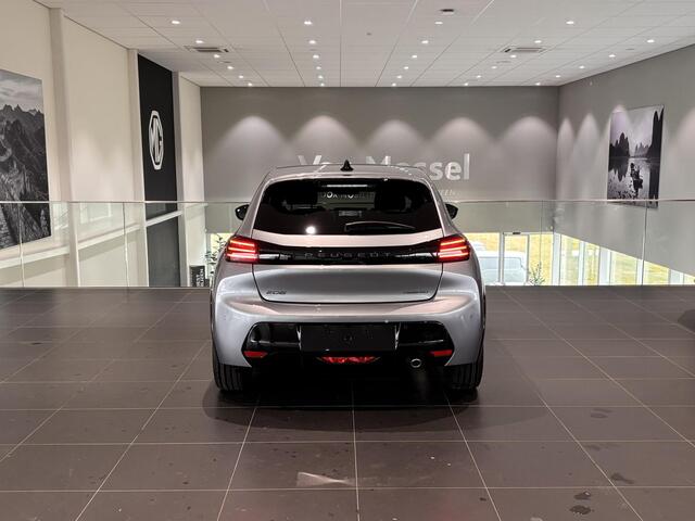 Peugeot 208 1.2 Hybrid 110 e-DCS6 GT | Automaat | Climate Control | Full Map Navigatie | Apple Carplay / Android Auto | 360 Camera | Parkeersensoren | Bekleding Half Leder | Direct uit Voorraad Leverbaar!