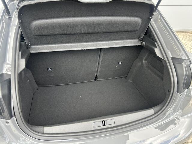 Peugeot 208 1.2 Hybrid 145 e-DCS6 GT | Camera | Adaptieve cruise control | Elektrische stoel | Apple Carplay/Android Auto