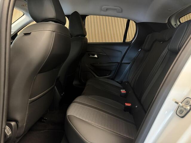 Peugeot 208 1.2 PureTech 100PK Aut. Allure Pack | Carplay | Camera | PDC | 3D Dash | Incl. garantie