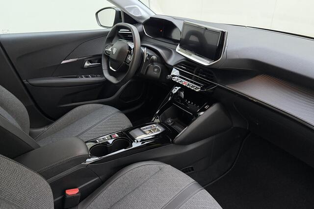Peugeot 208 1.2 Hybrid 110 e-DCS6 Allure | Lichtmetalen velgen | Automaat | Apple Carplay/Android Auto | Cruise Control