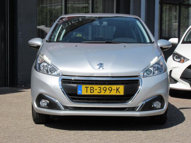 Peugeot 208 1.2 PureTech Blue Lion | Airco | Navi| Parkeersensoren | Incl. Garantie | Bluetooth | Cruise| Distr.is al verv|