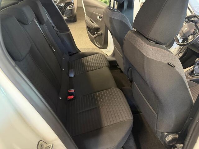 Peugeot 208 1.2 PureTech Active*NAP*Carplay*Xenon