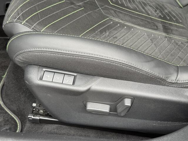 Peugeot 208 1.2 Hybrid 100 e-DCS6 GT / Dealer Onderhouden / Elektrische Stoelen / Stoel Verwarming / Keyless / Adaptive Cruise /