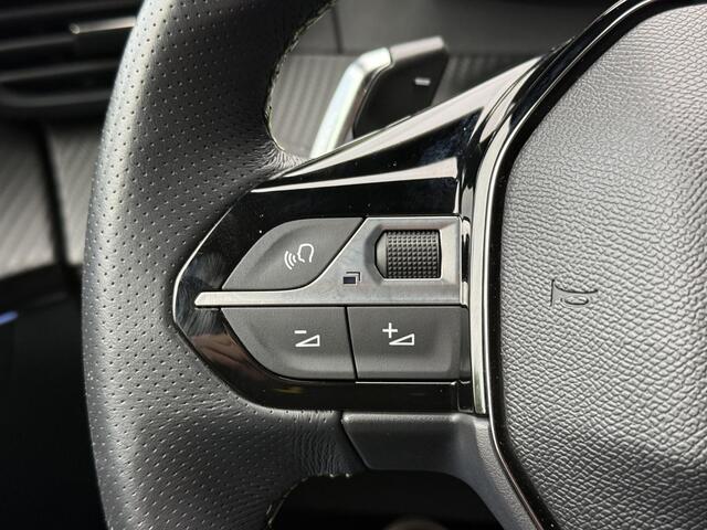 Peugeot 208 1.2 Hybrid 100 e-DCS6 GT / Dealer Onderhouden / Elektrische Stoelen / Stoel Verwarming / Keyless / Adaptive Cruise /