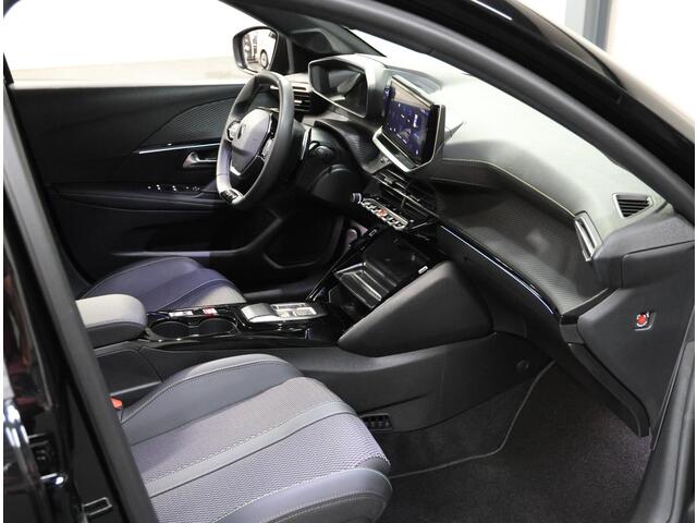 Peugeot 208 1.2 Hybrid 110PK GT Automaat | 1ste eigenaar | AppleCarplay/AndroidAuto | Parkeersensoren | FULL LED | Navigatie | Lederen Stuurwiel | Climate Control | Adaptive Cruise Control | 17" LMV | Sfeerverlichting | Isofix | Privacy Glass |