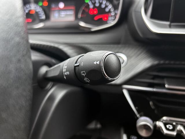 Peugeot 208 100 pk Allure Pack | Rijklaar Keyless | Camera achter |