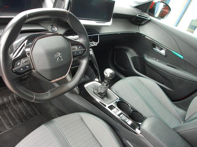 Peugeot 208 1.2 Allure, Carplay + Android Auto / Dig. Cockpit / Full LED. / Sensoren / Climate Control / 16'' LMV