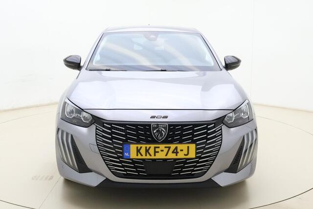 Peugeot 208 1.2 Hybrid 110 e-DCS6 Allure | Apple carplay/Android auto | Cruise control | Navigatie via APP. | Parkeersensoren achter | Lichtmetalen velgen |