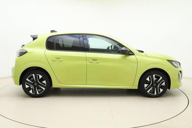Peugeot 208 1.2 Hybrid 110 e-DCS6 Allure | Parkeersensoren | Appel Carplay/Android Auto draadloos | Climate Control | Cruise Control | Privacy Glass