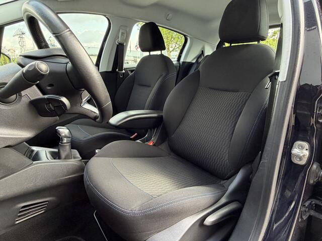 Peugeot 208 BWJ 2019 | 1.2 83PK Signature | AIRCO | NAVI | PDC | CRUISE | CARPLAY | 16'' LMV | DONKER GLAS |