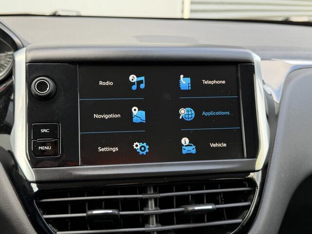 Peugeot 208 BWJ 2019 | 1.2 83PK Signature | AIRCO | NAVI | PDC | CRUISE | CARPLAY | 16'' LMV | DONKER GLAS |