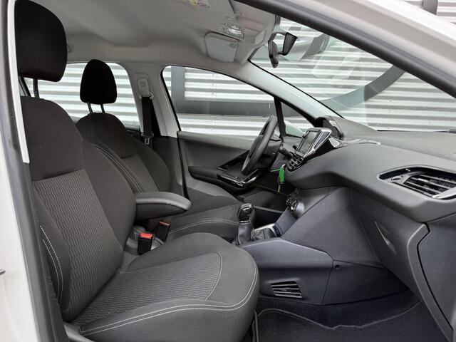 Peugeot 208 1.2 PureTech Blue Lion 2e Eigenaar|Navi|Carplay|Airco|Cruise|PDC|N.A.P|APK tot 05-2027