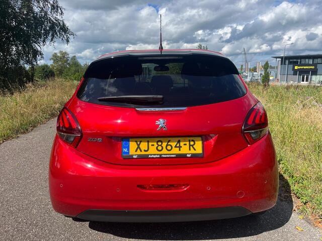 Peugeot 208 1.2 PureTech Signature
