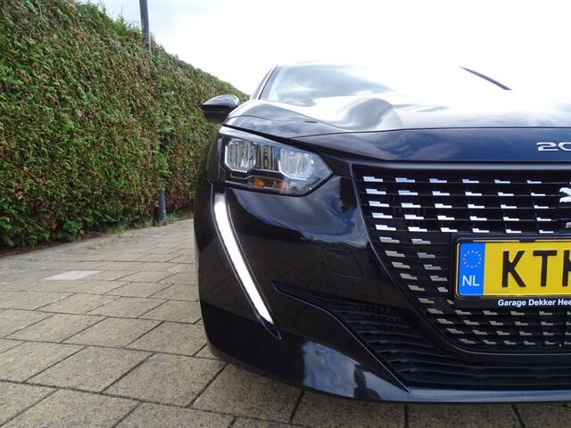 Peugeot 208 1.2 PT 100Pk ALLURE-Navi-Carplay-Blth-Cruise-Clima-Media-Usb