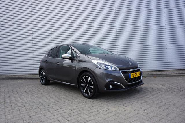 Peugeot 208 1.2 PureTech Tech Edition Climate / Navi / Cruise / Camera / PDC / Carplay / Elektr. ramen / Lm velgen / NAP