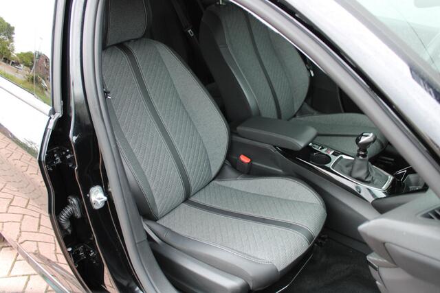 Peugeot 208 1.2 PureTech 100 Allure Airco 360 Camera Carplay Stoelverwarming