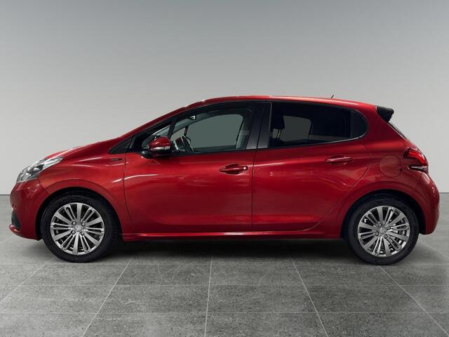 Peugeot 208 1.2 82pk Signature | AIRCO | NAVIGATIE | 16 INCH LMV