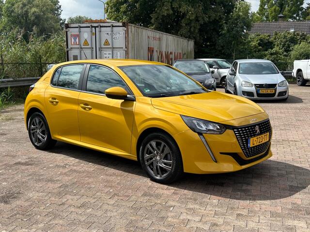 Peugeot 208 208 1.2 puretech active pack AUTOMAAT NIEUWSTAAT