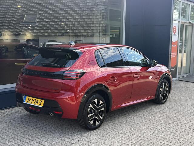 Peugeot 208 1.2 Hybrid 110PK Automaat GT | Glazen Panoramadak | Navigatie | 360 Graden Camera | Dode Hoek Detectie | Climate Control | Keyless Entry & Start | Cruise Control | Sportstoelen | Lichtmetalen Velgen | Full LED Verlichting | Parkeersensoren V+A | Dakspoiler |