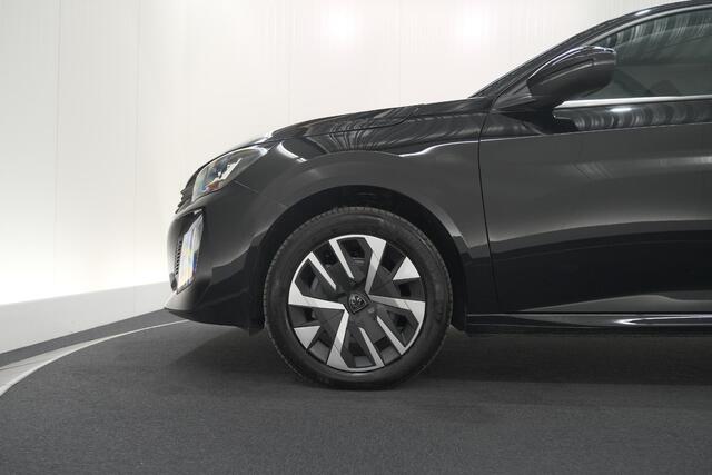 Peugeot 208 1.2 Hybrid 110 e-DCS6 Business | Direct Leverbaar | Apple Carplay | Parkeersensoren