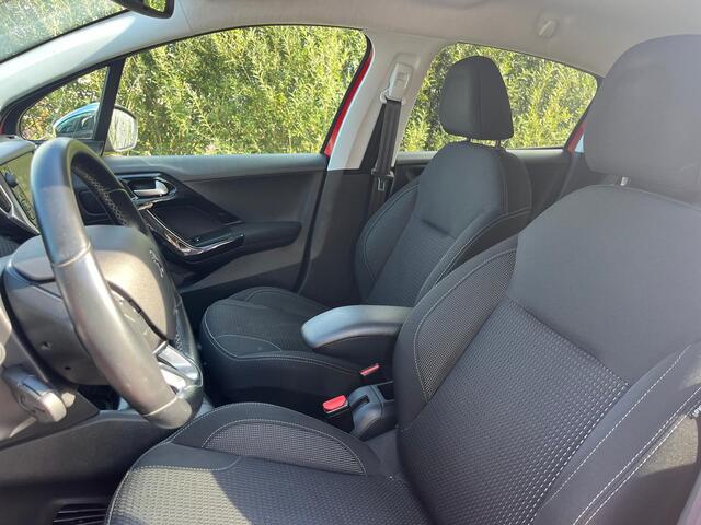 Peugeot 208 1.2 PureTech Allure