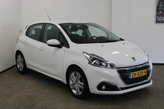 Peugeot 208 1.2 PureTech Signature