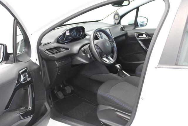 Peugeot 208 1.2 PureTech Signature