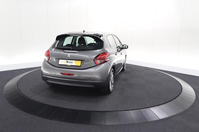 Peugeot 208 PureTech 82 Blue Lease Allure | Parkeersensoren | Climate Control | Apple Carplay | 16 Inch Lichtmetalen Velgen