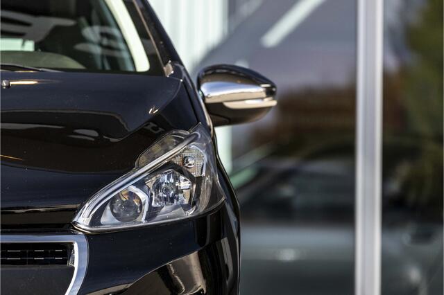 Peugeot 208 1.2 PureTech Blue Lease Executive | Trekhaak | Riem vv | Carplay