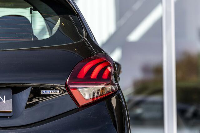 Peugeot 208 1.2 PureTech Blue Lease Executive | Trekhaak | Riem vv | Carplay