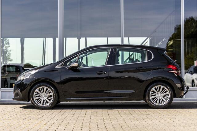 Peugeot 208 1.2 PureTech Blue Lease Executive | Trekhaak | Riem vv | Carplay