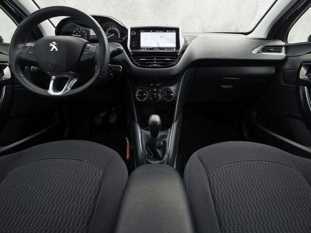 Peugeot 208 1.2 PureTech Signature (APPLE CARPLAY, LOGISCH NAP, NAVIGATIE, GETINT GLAS, SPORTSTOELEN, PARKEERSENSOREN, LM VELGEN, CRUISE, NIEUWSTAAT)