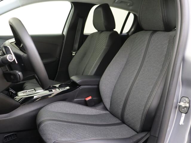 Peugeot 208 Hybrid 100 e-DCS6 Allure AUTOMAAT! | APPLE / ANDROID NAVIGATIE | FULL LED | FACELIFT MODEL!