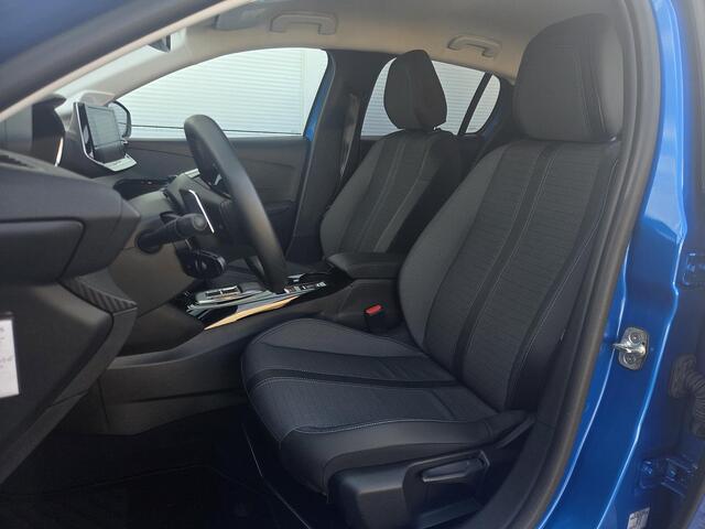 Peugeot 208 1.2 PureTech Allure / Airco / Cruise control / Hill hold
