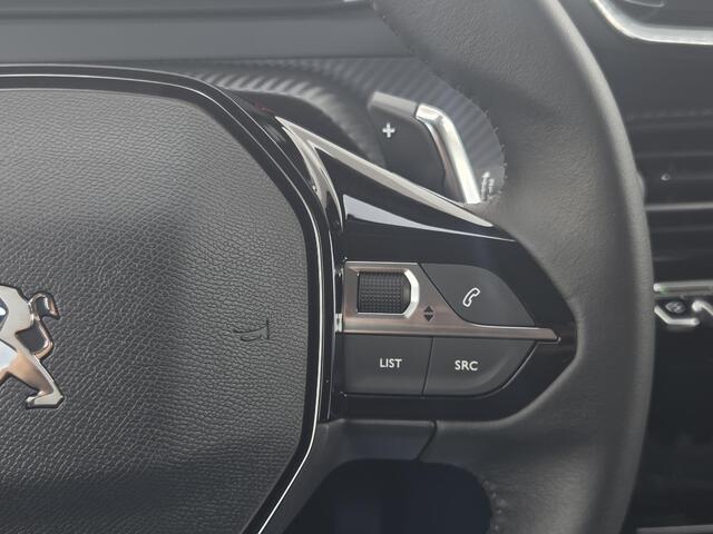 Peugeot 208 1.2 PureTech Allure / Airco / Cruise control / Hill hold