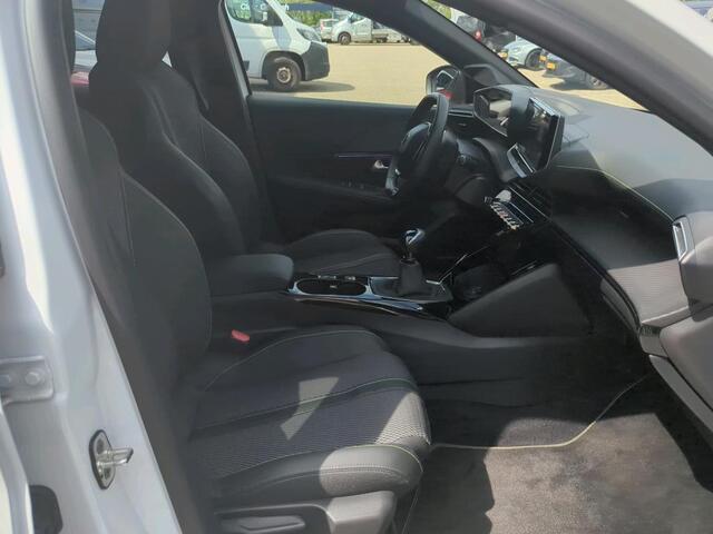 Peugeot 208 1.2 PureTech 100 GT ALL-INRIJKLAARPRIJS/Adaptieve cruise control/Duo-Tone/Keyless/Apple Carplay
