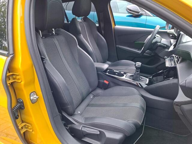 Peugeot 208 1.2 PureTech GT ALL-INRIJKLAARPRIJS/Navi/Camera/Panoramadak/Keyless/Apple Carplay