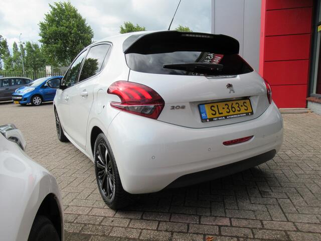 Peugeot 208 1.2 PureTech Allure | Clima-Airco | Carplay | Parkeercamera | Incl. BOVAG Garantie | LED Dagrijverlichting |