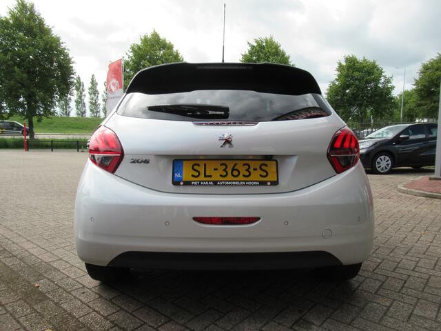 Peugeot 208 1.2 PureTech Allure | Clima-Airco | Carplay | Parkeercamera | Incl. BOVAG Garantie | LED Dagrijverlichting |