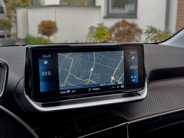 Peugeot 208 1.2 AUT8 BLUE ALLURE ORG.27dKm !! LEDER NAVI CAMERA DIGI-DASH LED LMV PDC